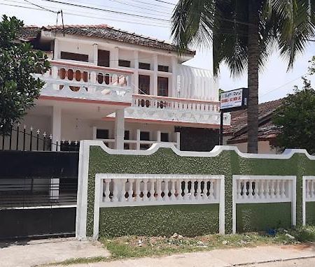 Hotel Batti Rest Batticaloa Exterior foto